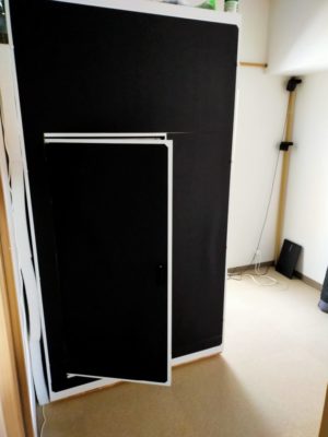 6畳の部屋に設置した簡易防音室
